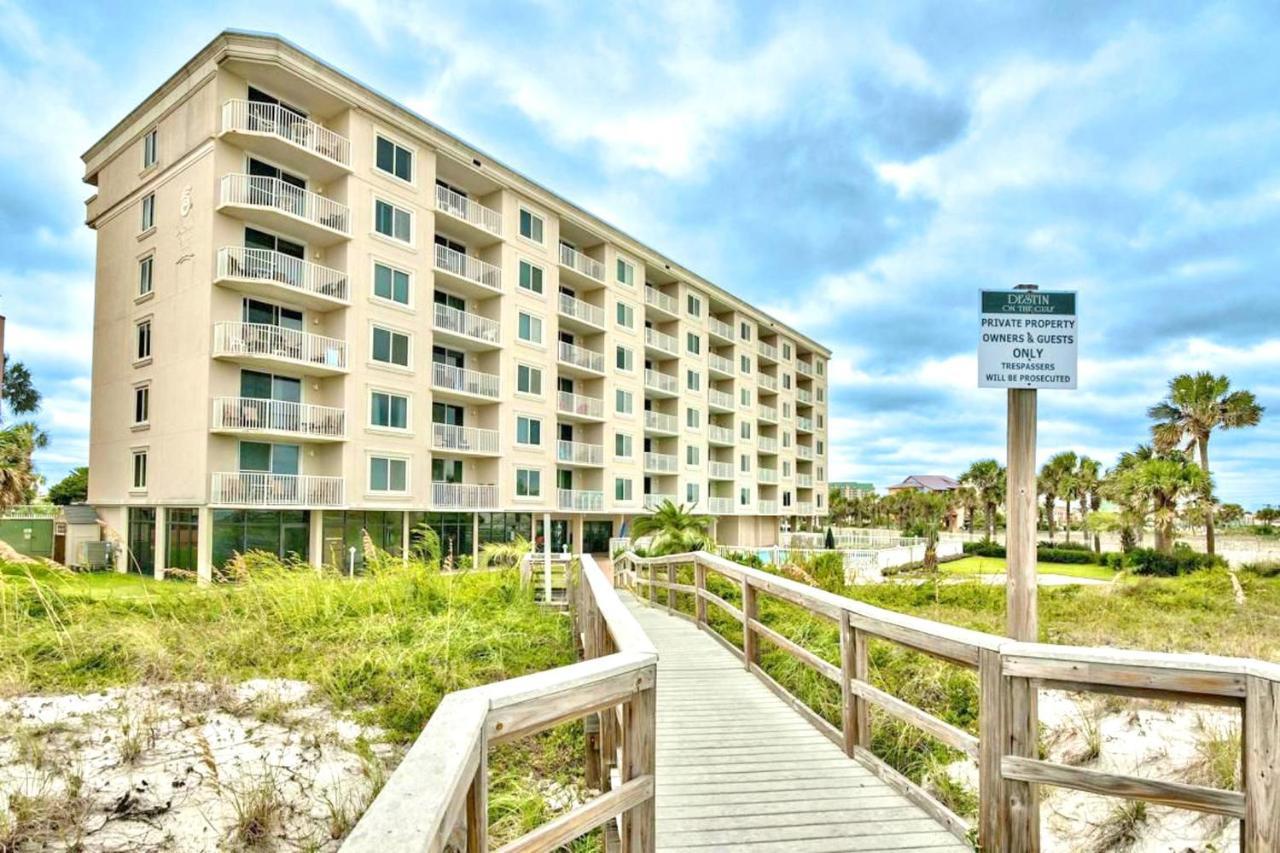 On The Gulf 401 Apartment